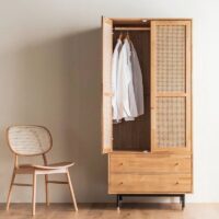 Armoire en rotin et bois massif 2 portes battantes