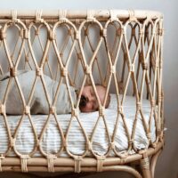 Berceau en rotin naturel pour enfant