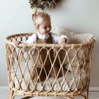 Berceau en rotin naturel pour enfant