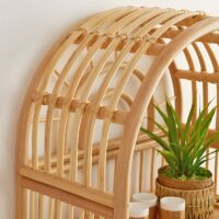 Bibliothèque en rotin indonésien arrondie