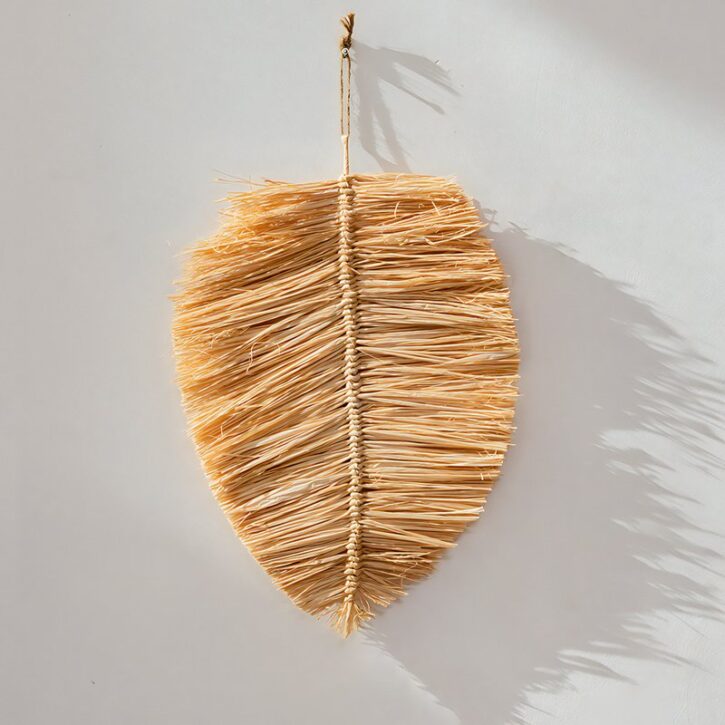 Déco murale en rotin naturel style feuille