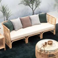 Canapé en rotin indonésien et bambou trois places design MANUQ