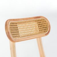 Chaise de bar en rotin et bois clair brut pour intérieur extérieur KASSIS