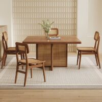 Chaise en rotin tressé et bois naturel arrondie pour salle à manger ALICE