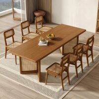 Chaise en rotin tressé et bois naturel arrondie pour salle à manger ALICE