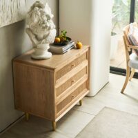 Commode en rotin et en bois brut clair de rangement rétro design chic ALESSIO