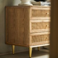 Commode en rotin et en bois brut clair de rangement rétro design chic ALESSIO