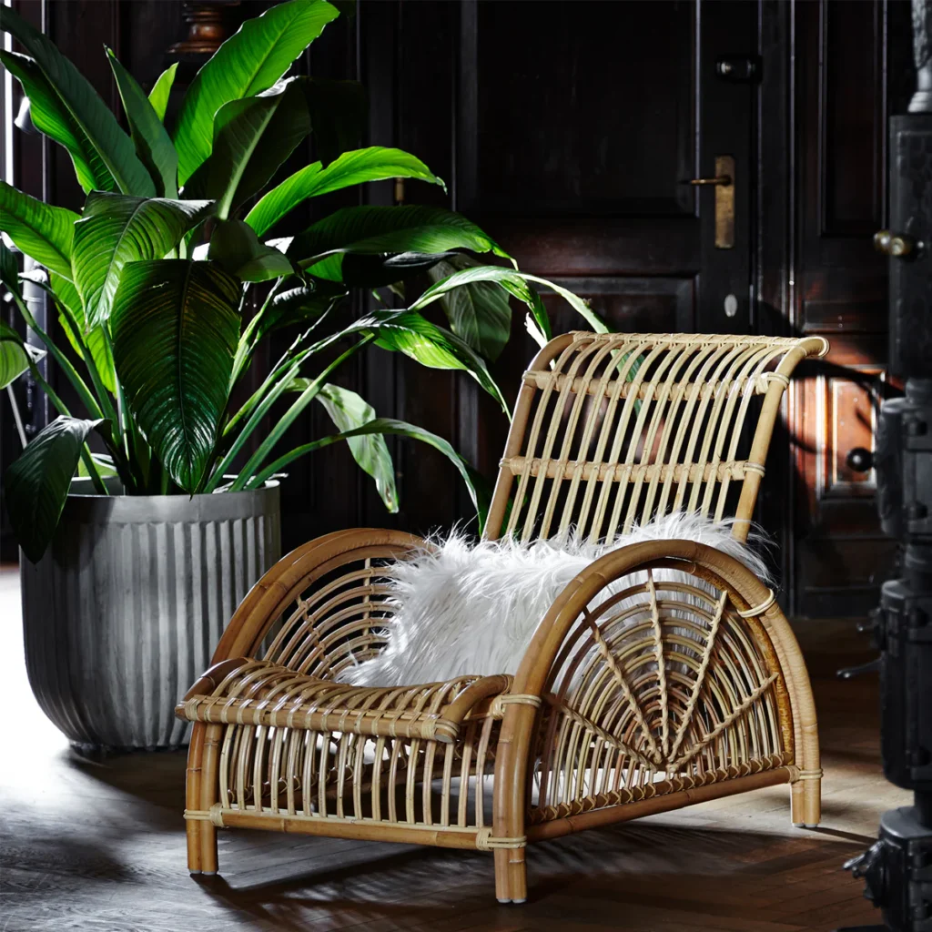 Fauteuil en rotin indonésien naturel tissé design courbé charme artisanal WAODE