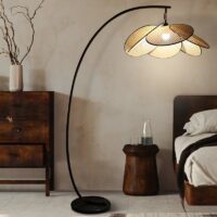 Lampadaire rotin et bambou design abstrait et moderne GANDI
