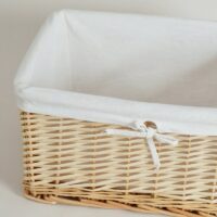 Panier en rotin de rangement et de décoration avec tissu blanc ZEUS