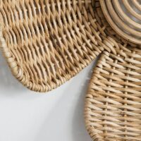 Décoration murale en rotin fleur tressé pleine MELINDA