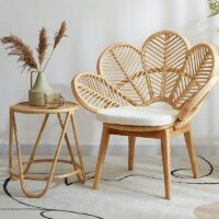 Fauteuil en rotin artisanal avec pieds et support en bois PETUNIA