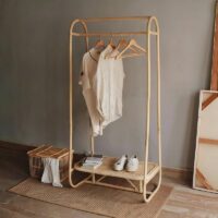 Porte manteau en rotin et bambou portant pour entrée ou chambre INSTA