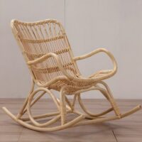 Rocking chair en rotin clair chaise à bascule assis confortable SATRA