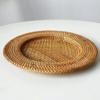 Set de table en rotin rond pour assiette simple et élégant JACPE