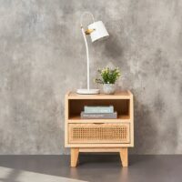 Table de chevet en rotin et bois clair avec tiroirs LASMQ