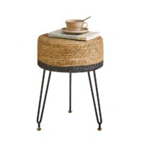 Tabouret en rotin foncé et noir naturel et bohème avec structure en fer noire ALIA