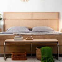 Banc en rotin et bois avec structure en fer style néo rétro scandinave MARVA