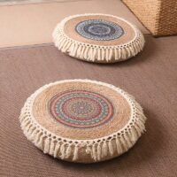 Pouf en rotin à froufrous rond et plat avec motifs noirs et blancs ethniques ATHENE